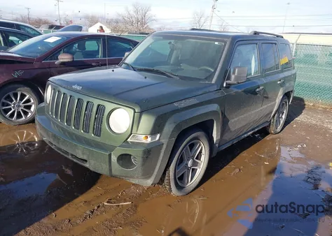 2008 Jeep Patriot Sport из США, поврежденный, VIN 1J8FF28W08D705827